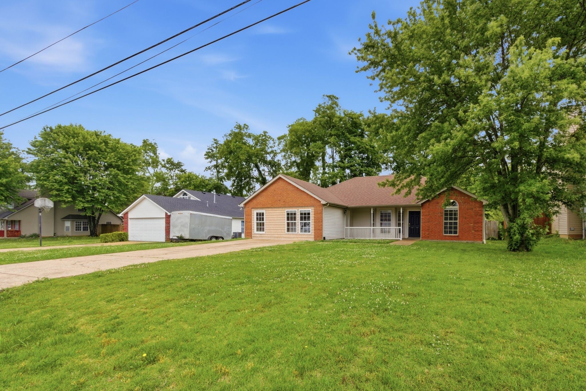 2130 Spring Hill Cir
