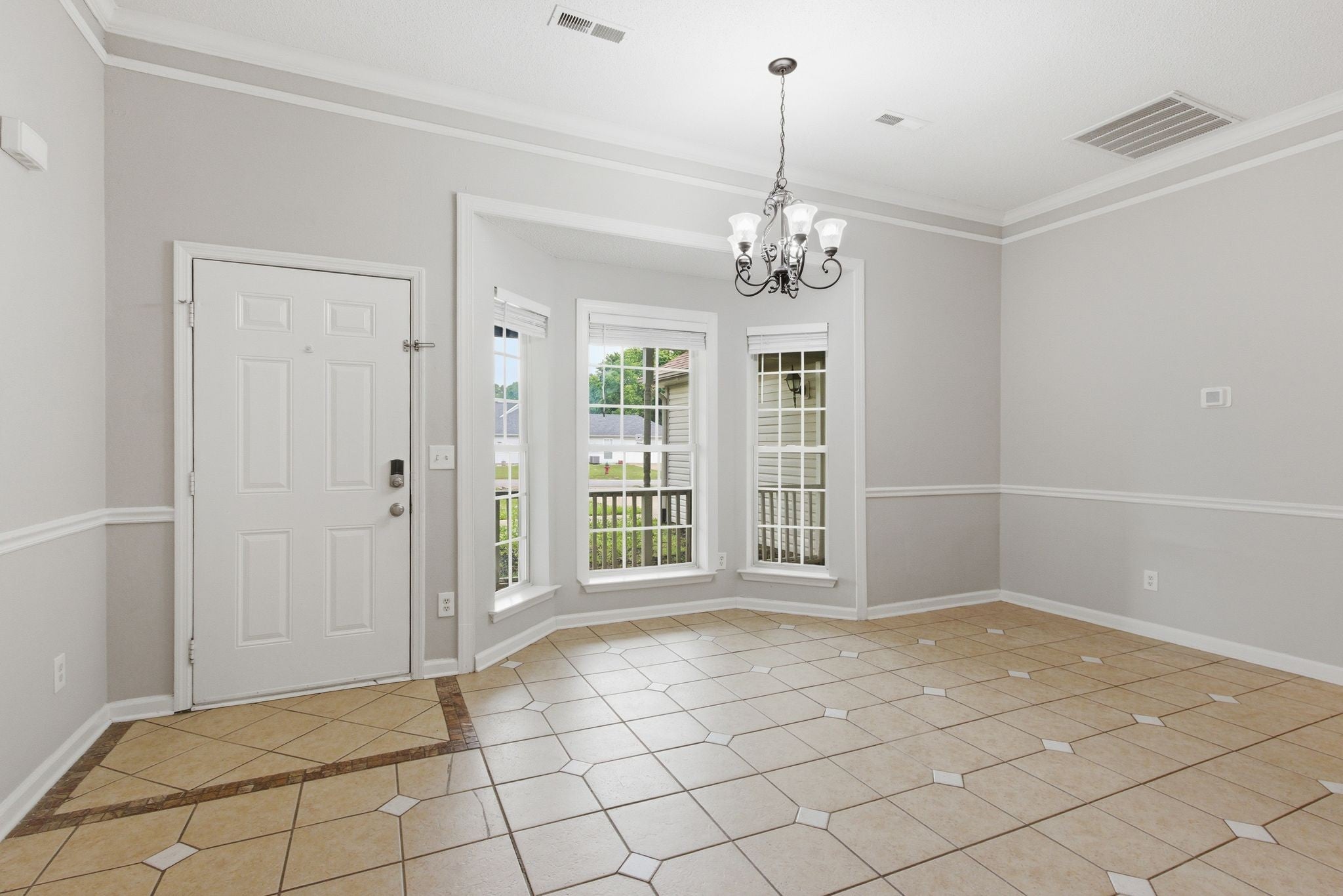 2130 Spring Hill Cir