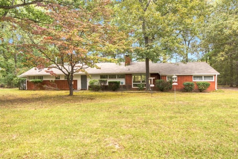 Photo of 401 Hood Dr, Tullahoma, TN 37388 (MLS # 3619166)