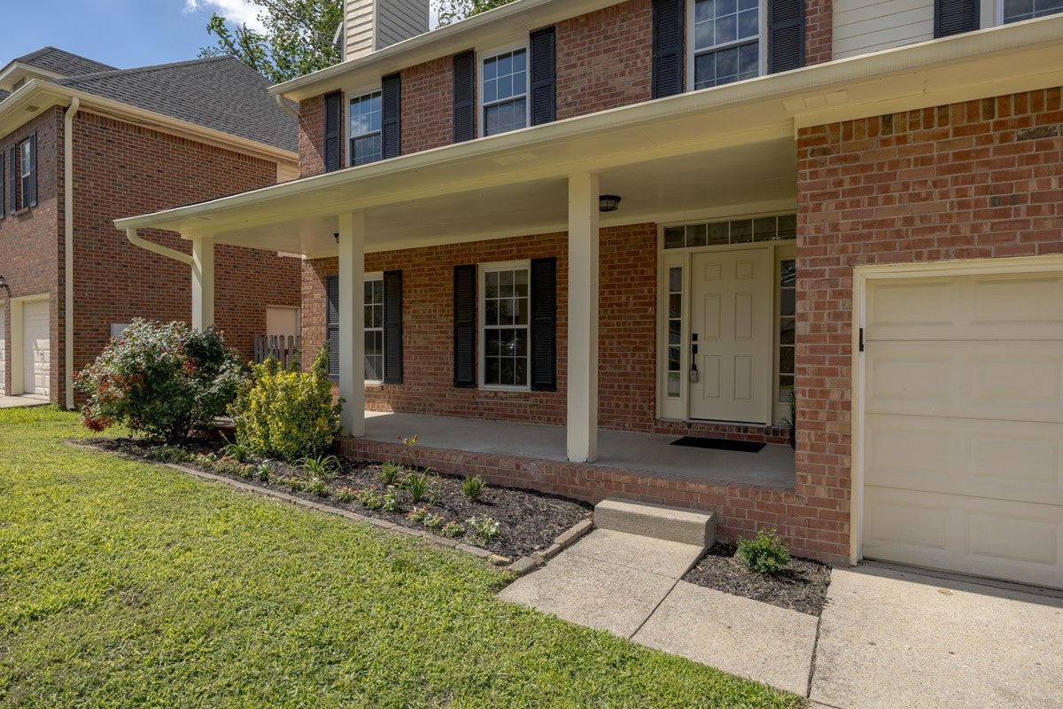 4972 Alexis Dr, Antioch TN 37013 4-bed home, photo 3 of 49