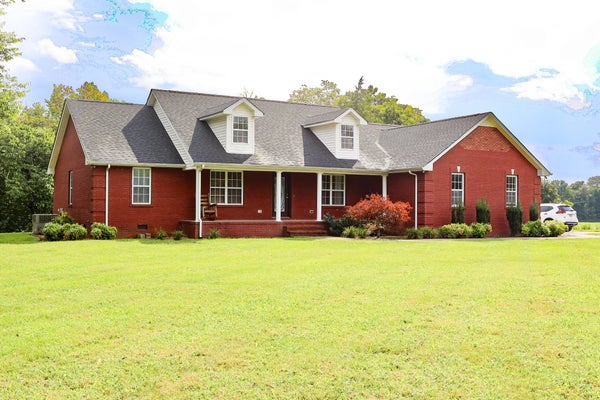4693 SHELBYVILLE RD, MCMINNVILLE, TN 37110 - Image e4ff10ab7da4b7879ecdcedfb2aa702d/1419392370