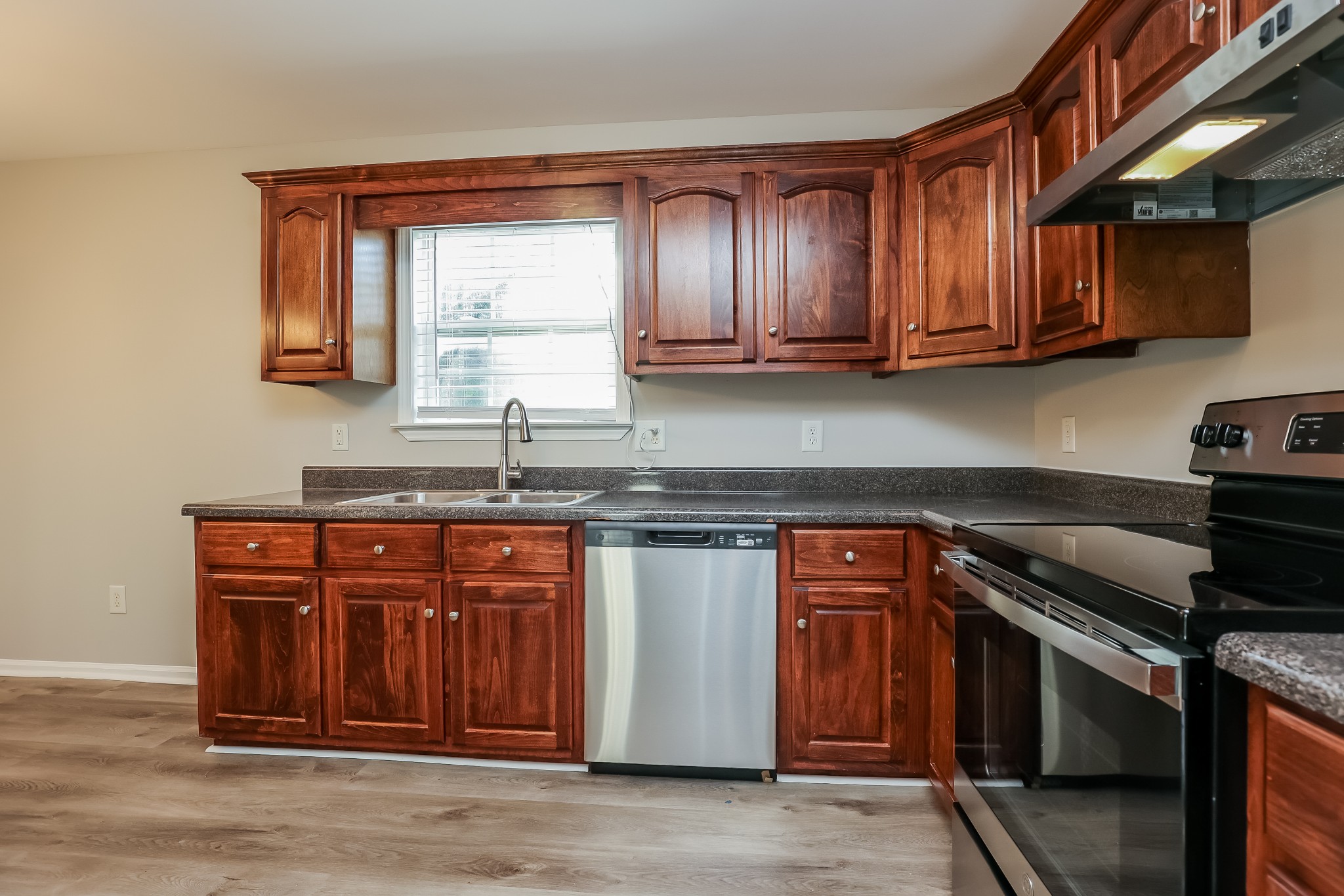 112 McKinley Dr
