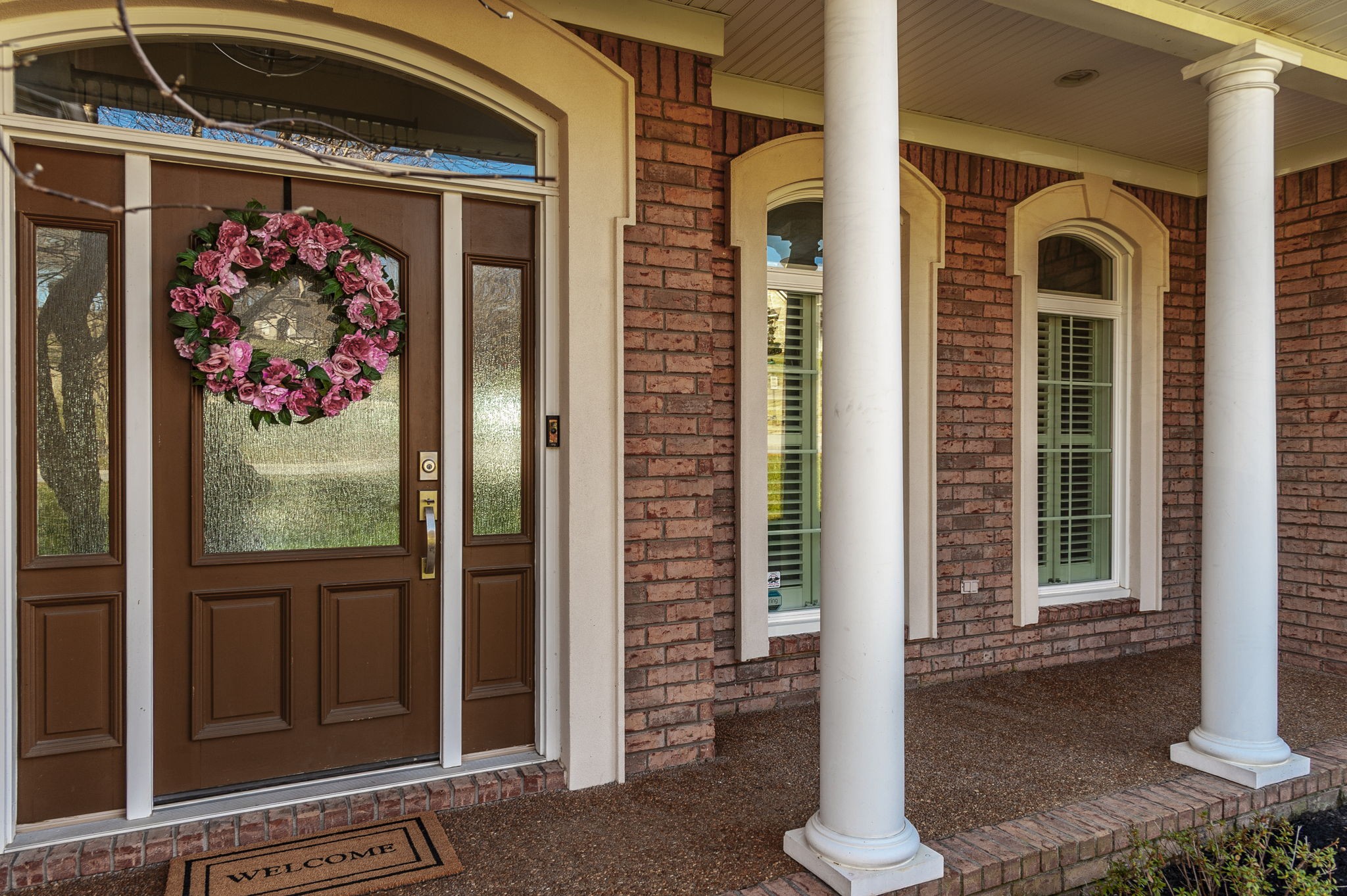 1253 12 Stones Crossing