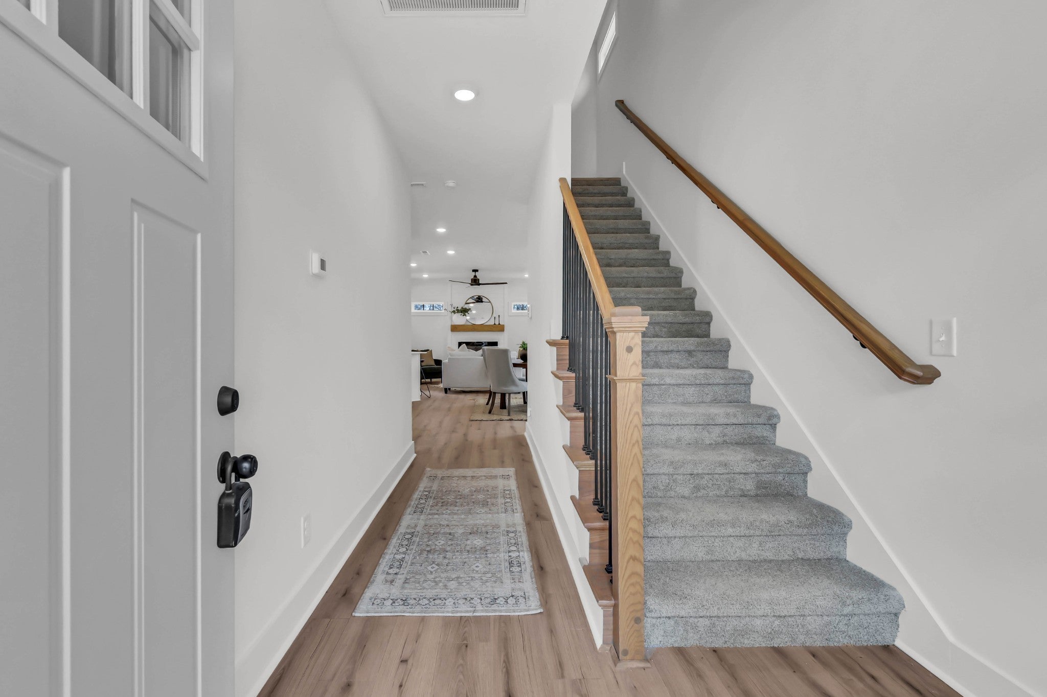 548 Charleston Cove Way