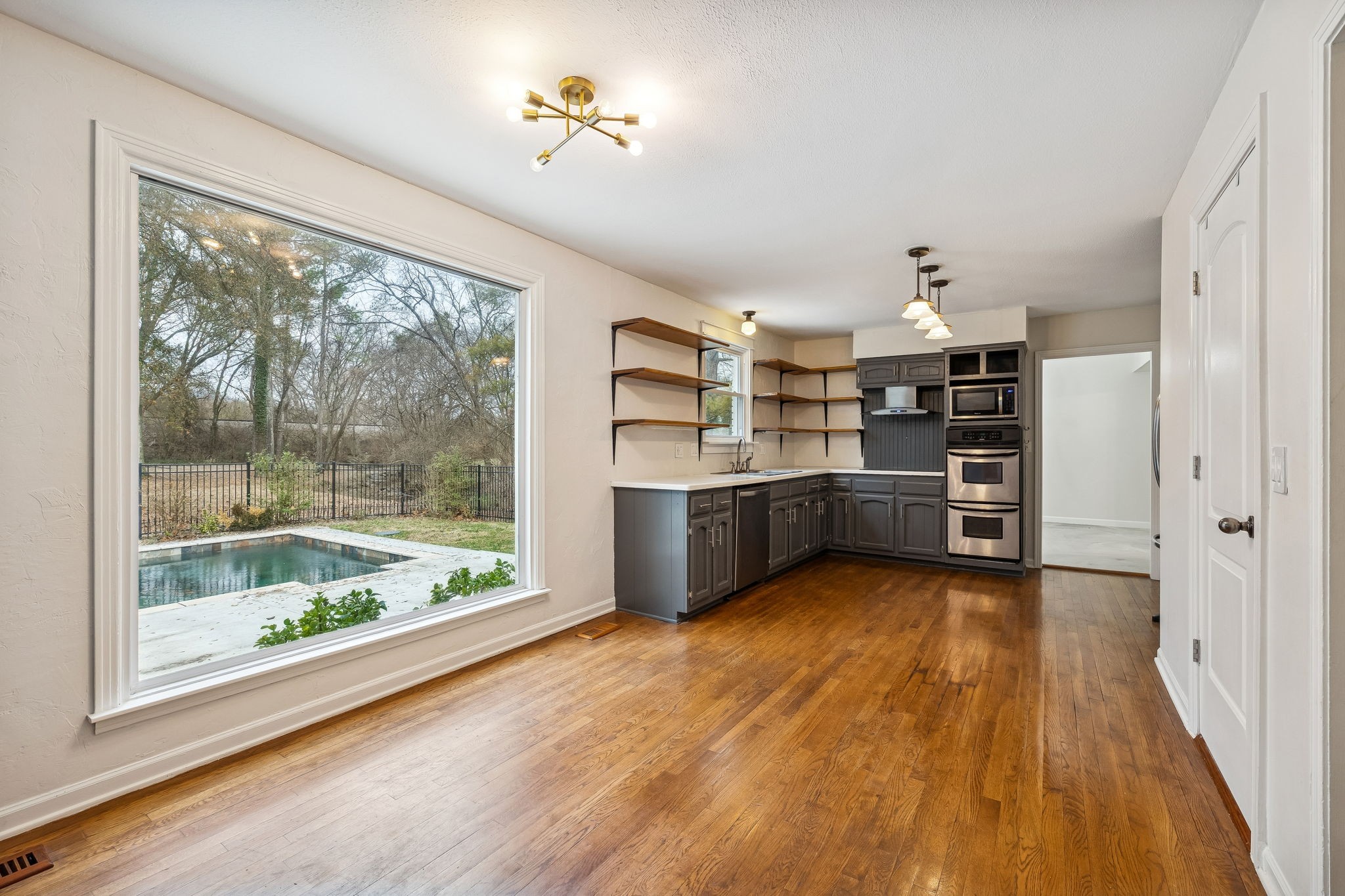 1303 General MacArthur Dr