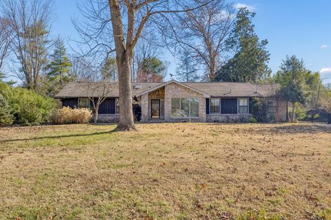 289 Lake Terrace Dr Hendersonville TN 37075