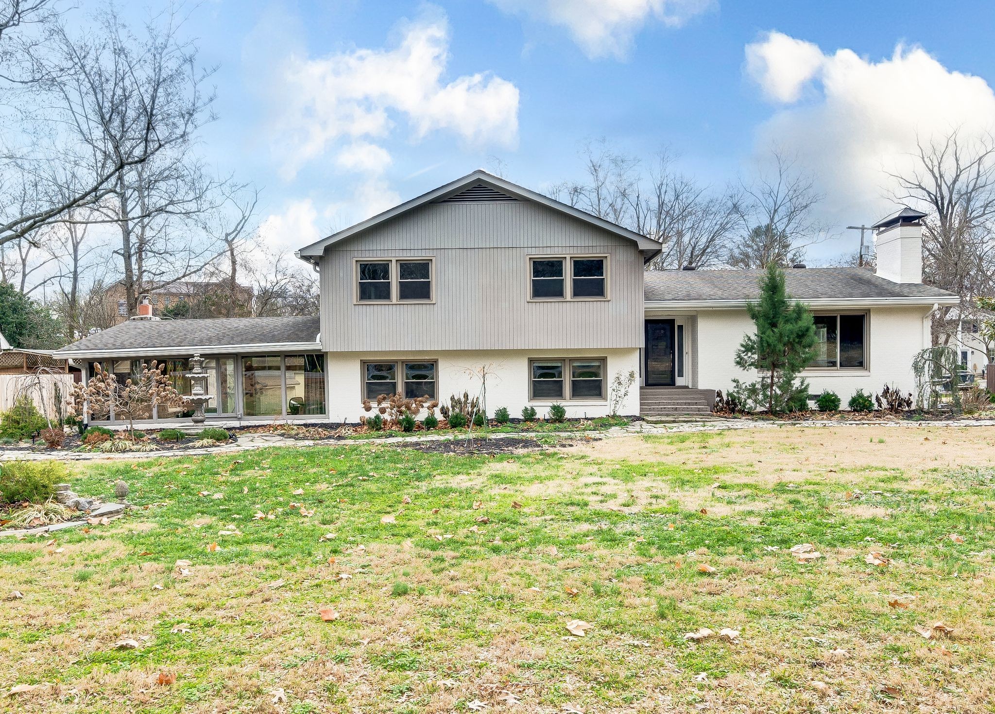 6207 Harding Pike