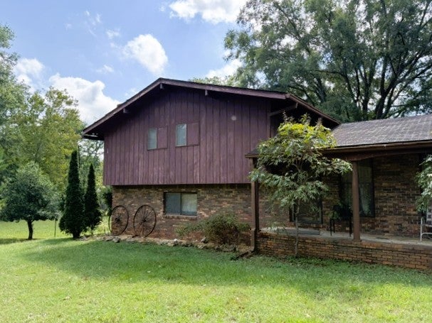 1440 Hillsdale Dr