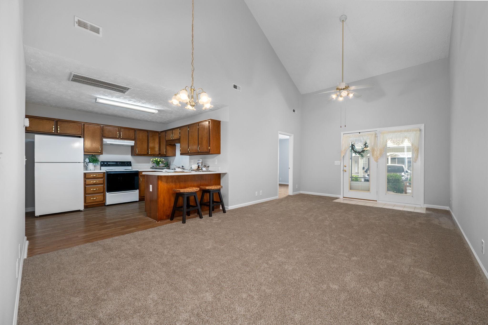 873 E Northfield Blvd
