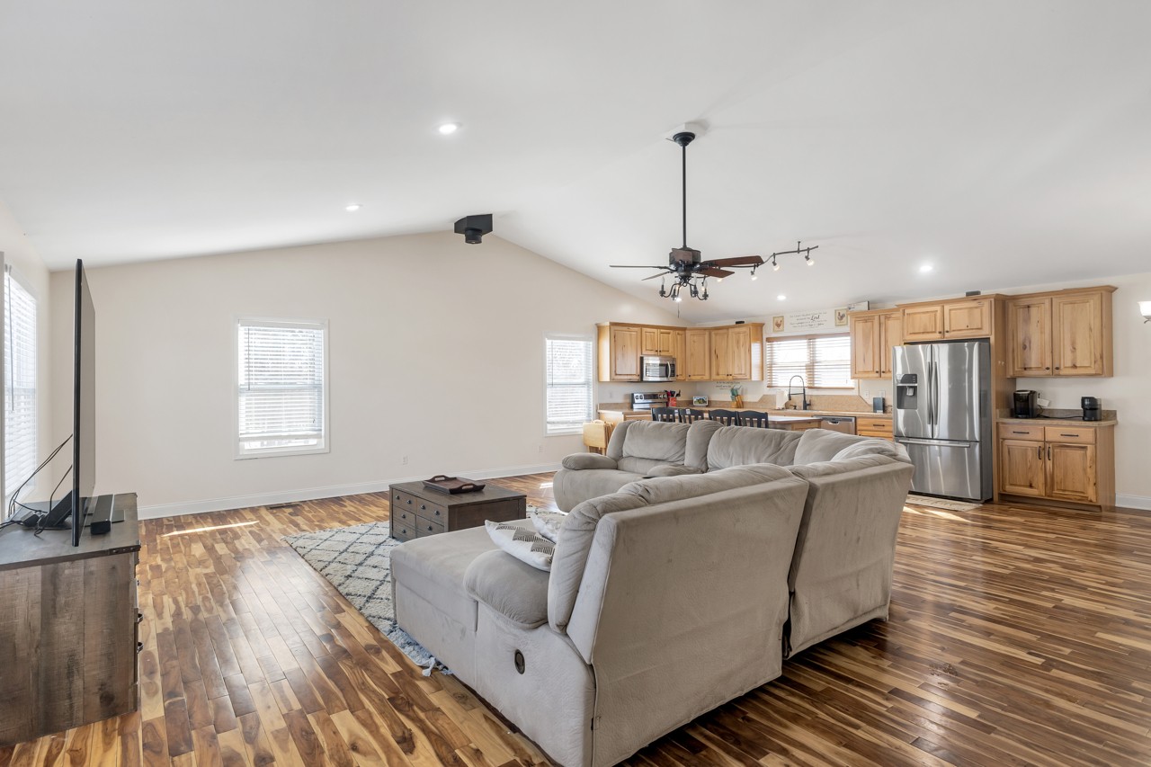 2307 Dogwood Kelly Rd