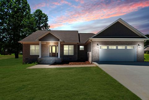 109 Fairway Dr Lawrenceburg TN 38464