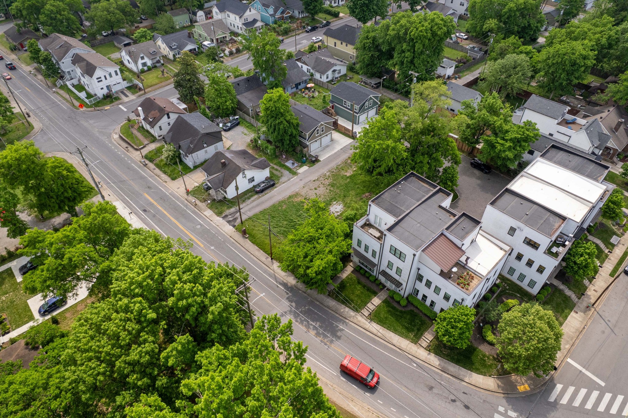 500 Douglas Ave