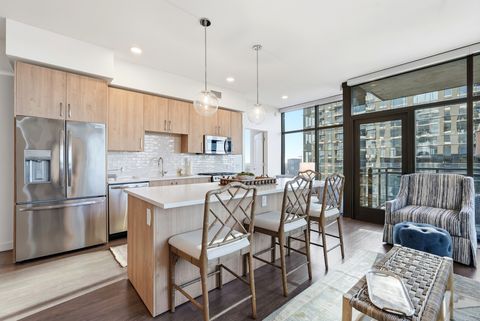 Photo of 1212 Demonbreun St #1402, Nashville, TN 37203 (MLS # 3098912)