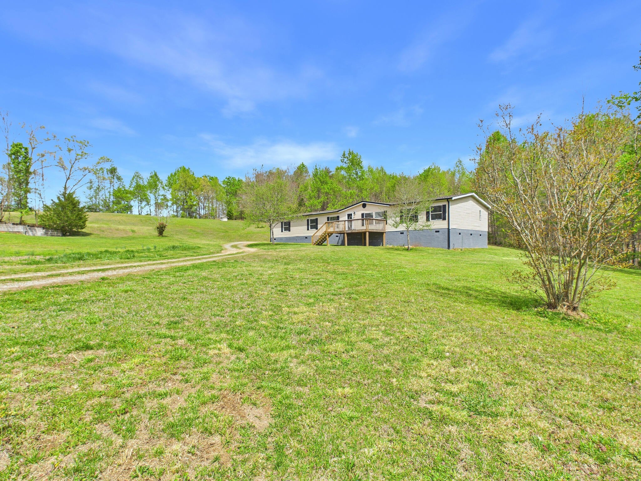 141 County Road 215