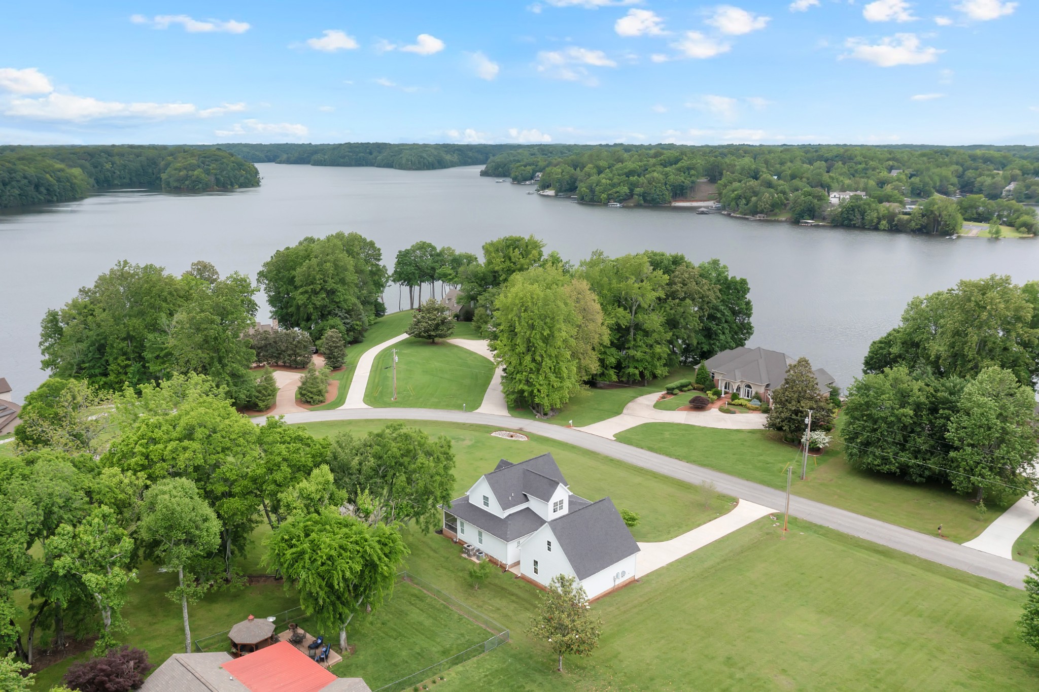 759 Bluff Dr