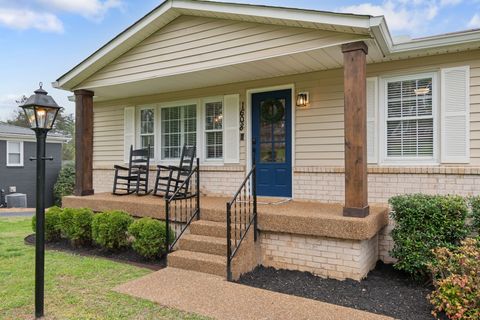 1608 Allison Ave Columbia TN 38401