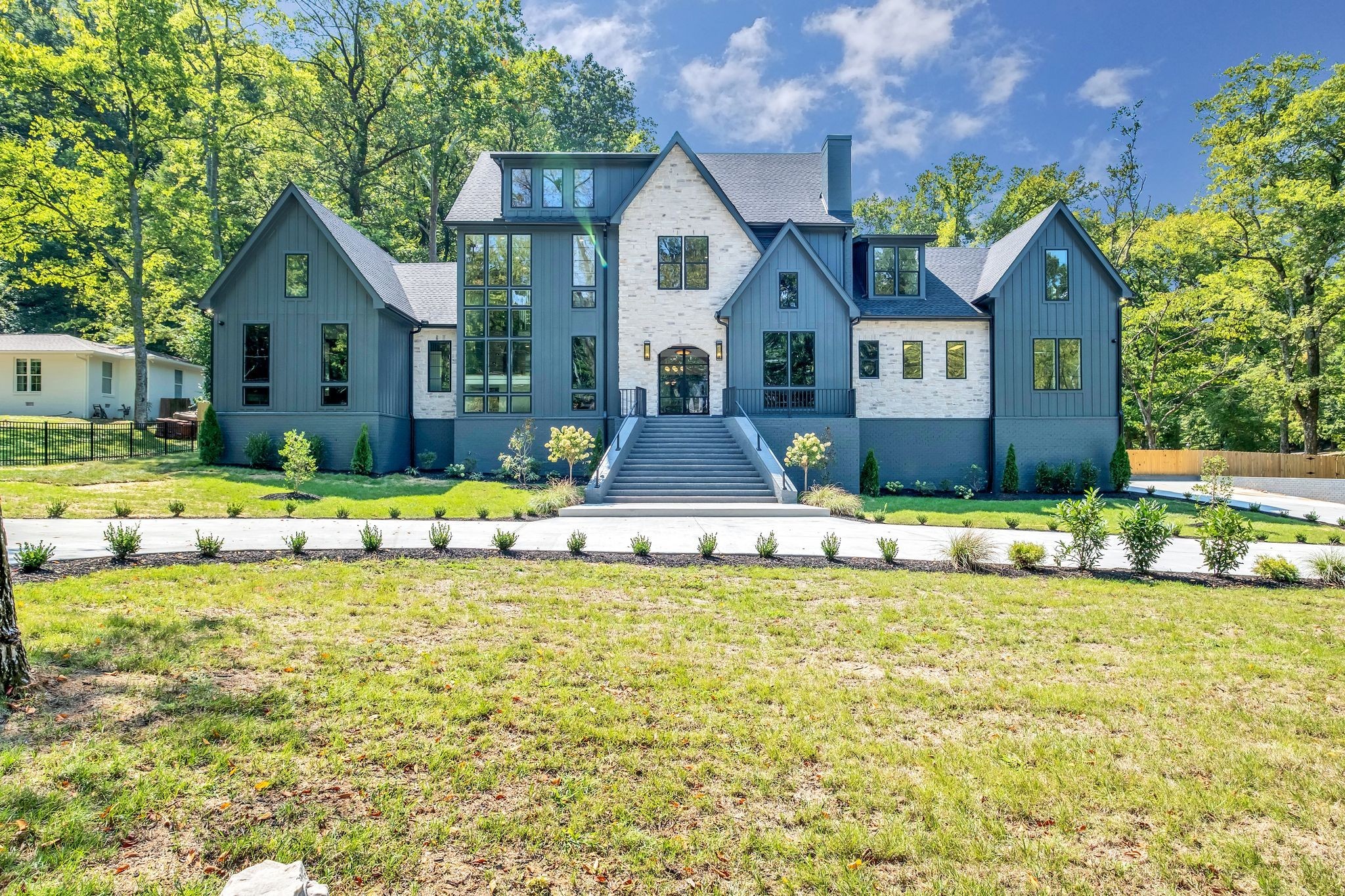 6529 Rolling Fork Dr