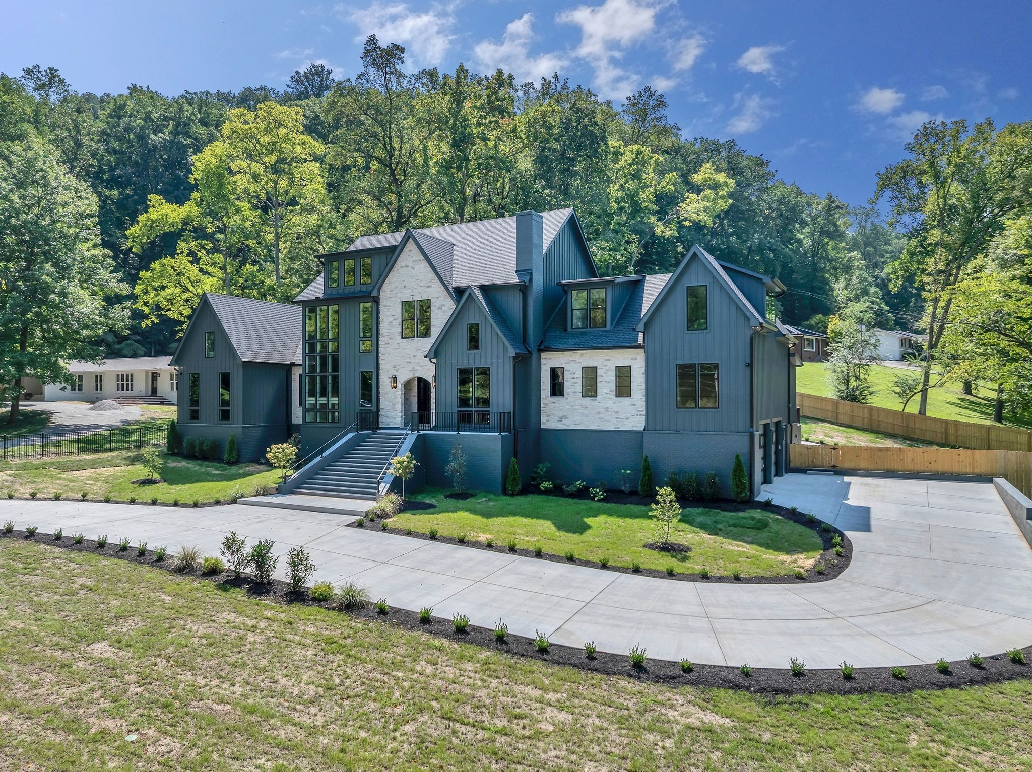 6529 Rolling Fork Dr