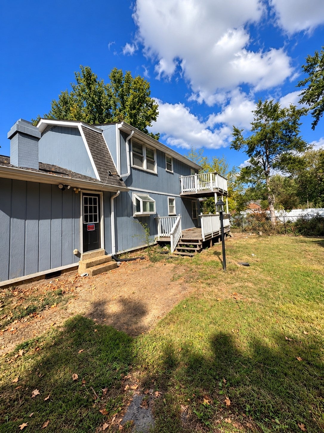 4059 Lake Pkwy