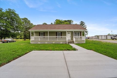 869 Rye St Manchester TN 37355
