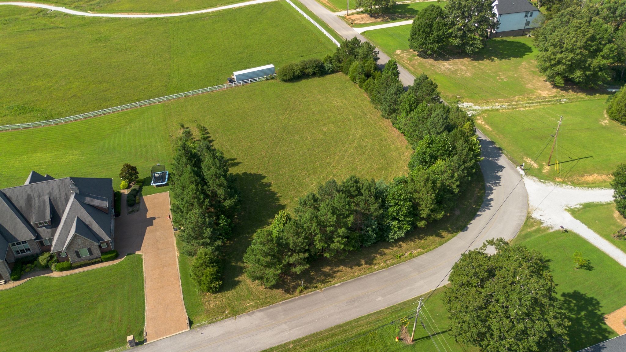 986 Hall Cemetery Road