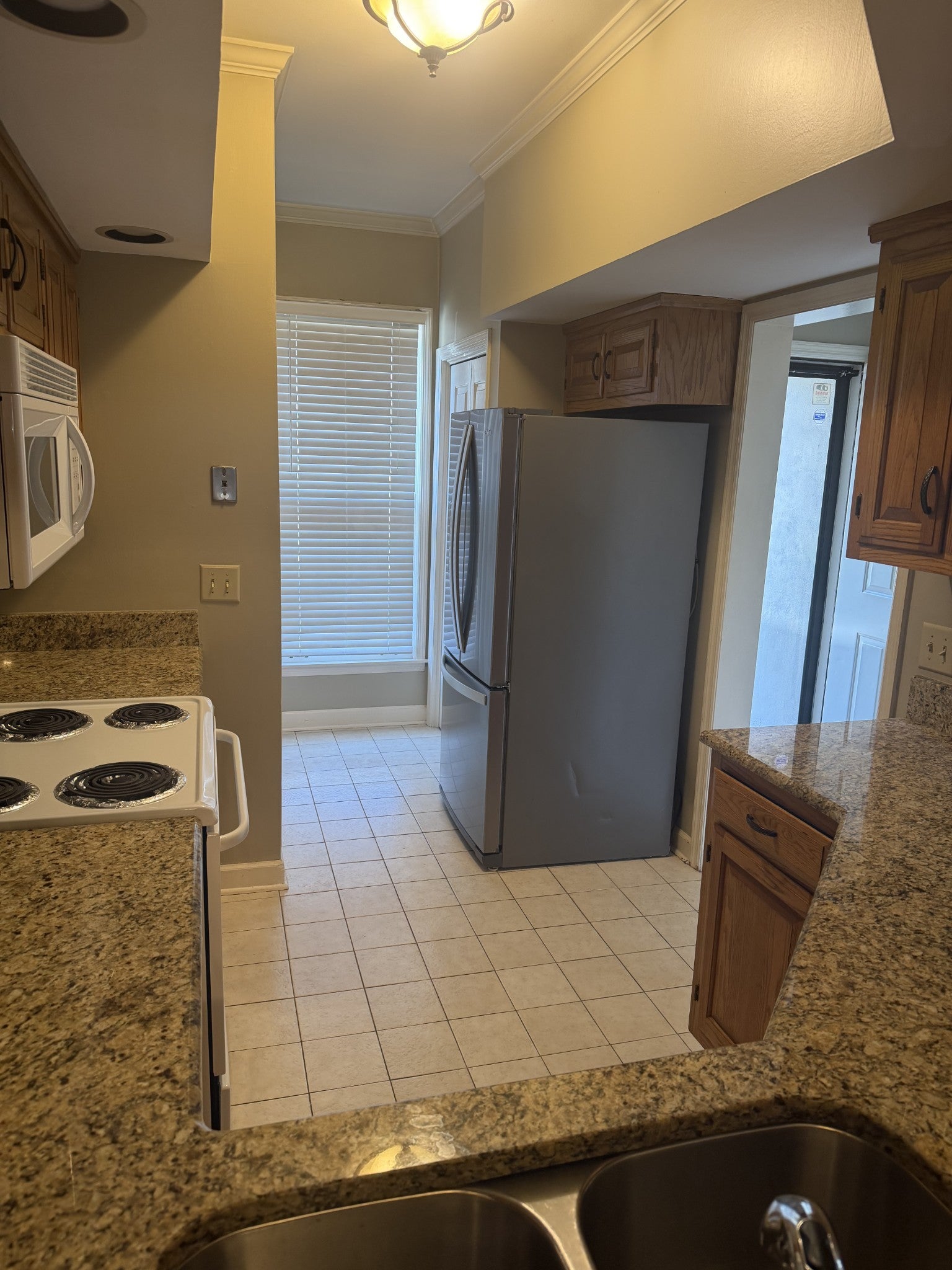 2-bed home for sale in Nashville, TN 37212, 2116 Portland Ave 2116 Portland Ave, Nashville TN 37212 2-bed home, photo 1 of 9