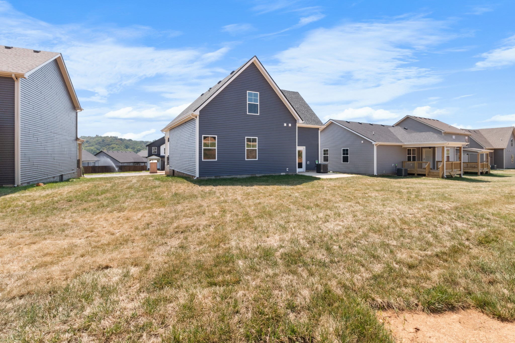 Clarksville, Tennessee 37040, United States, 3 Bedrooms Bedrooms, ,3 BathroomsBathrooms,Residential,Pending,126951