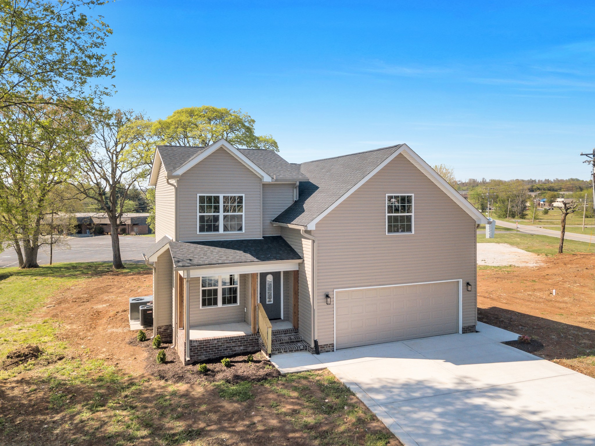 98 Country Club Blvd