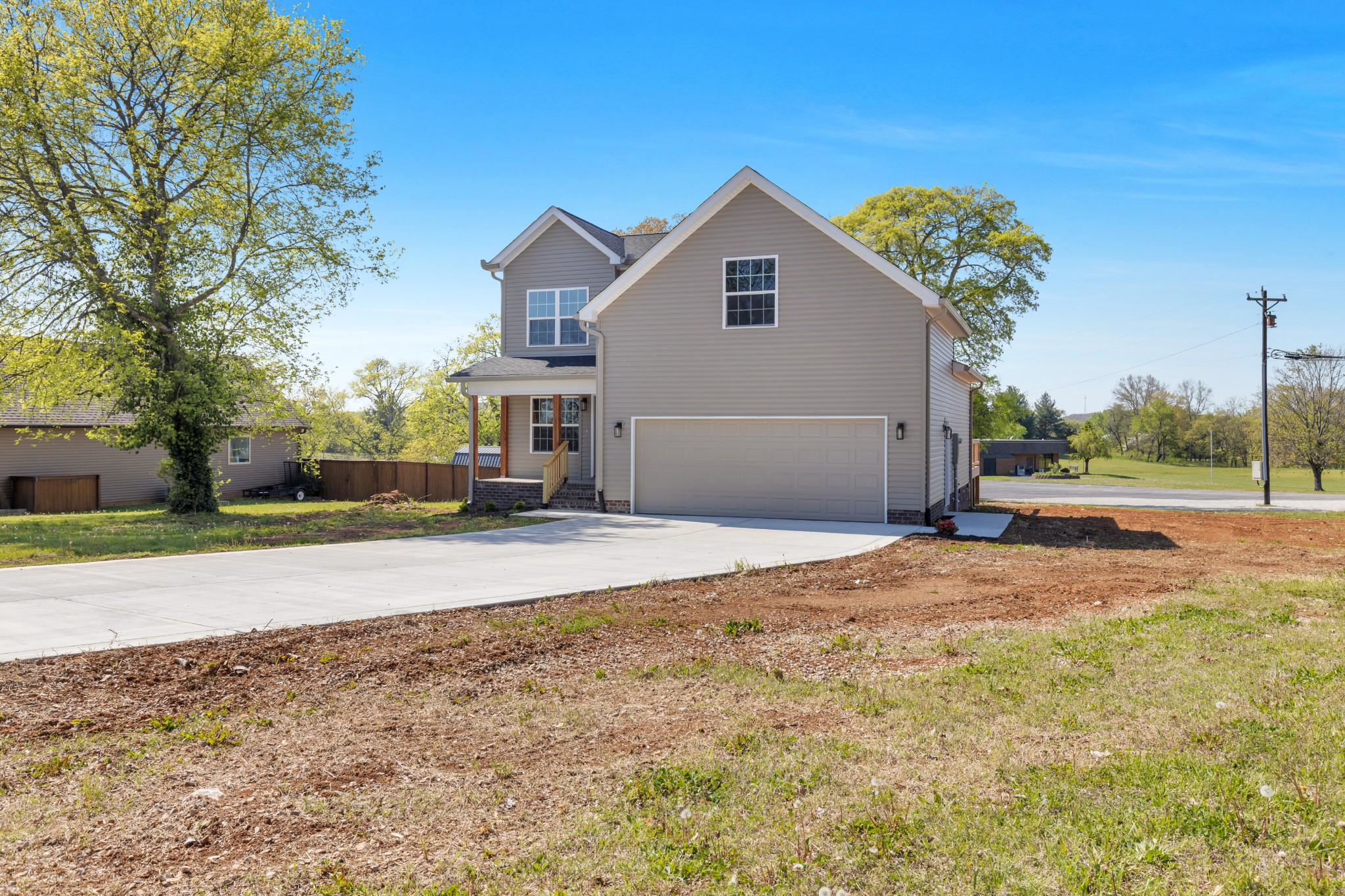 98 Country Club Blvd