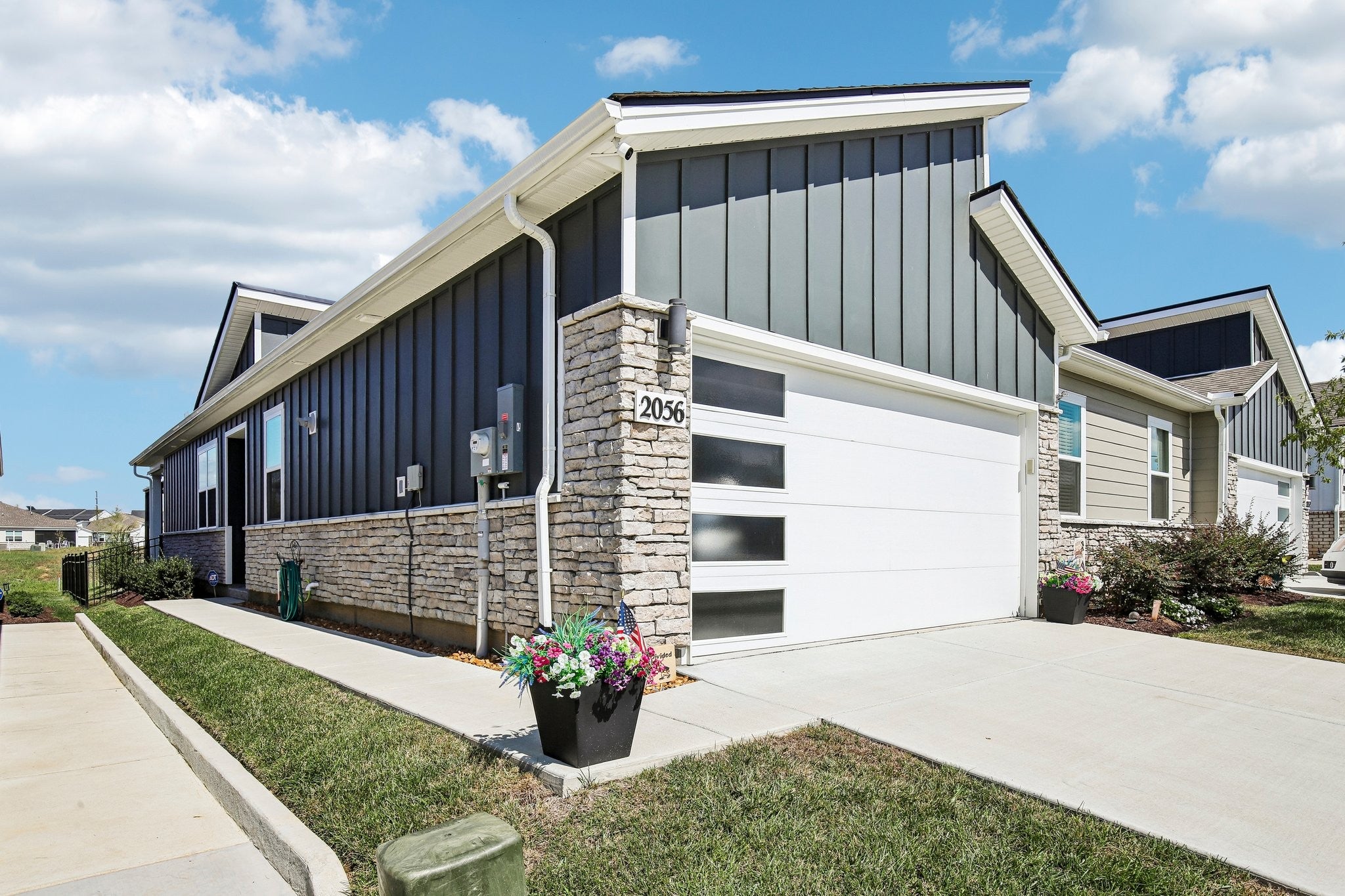 2056 Holmesburg Pvt Cir