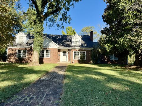 241 N Hume Ave Gallatin TN 37066