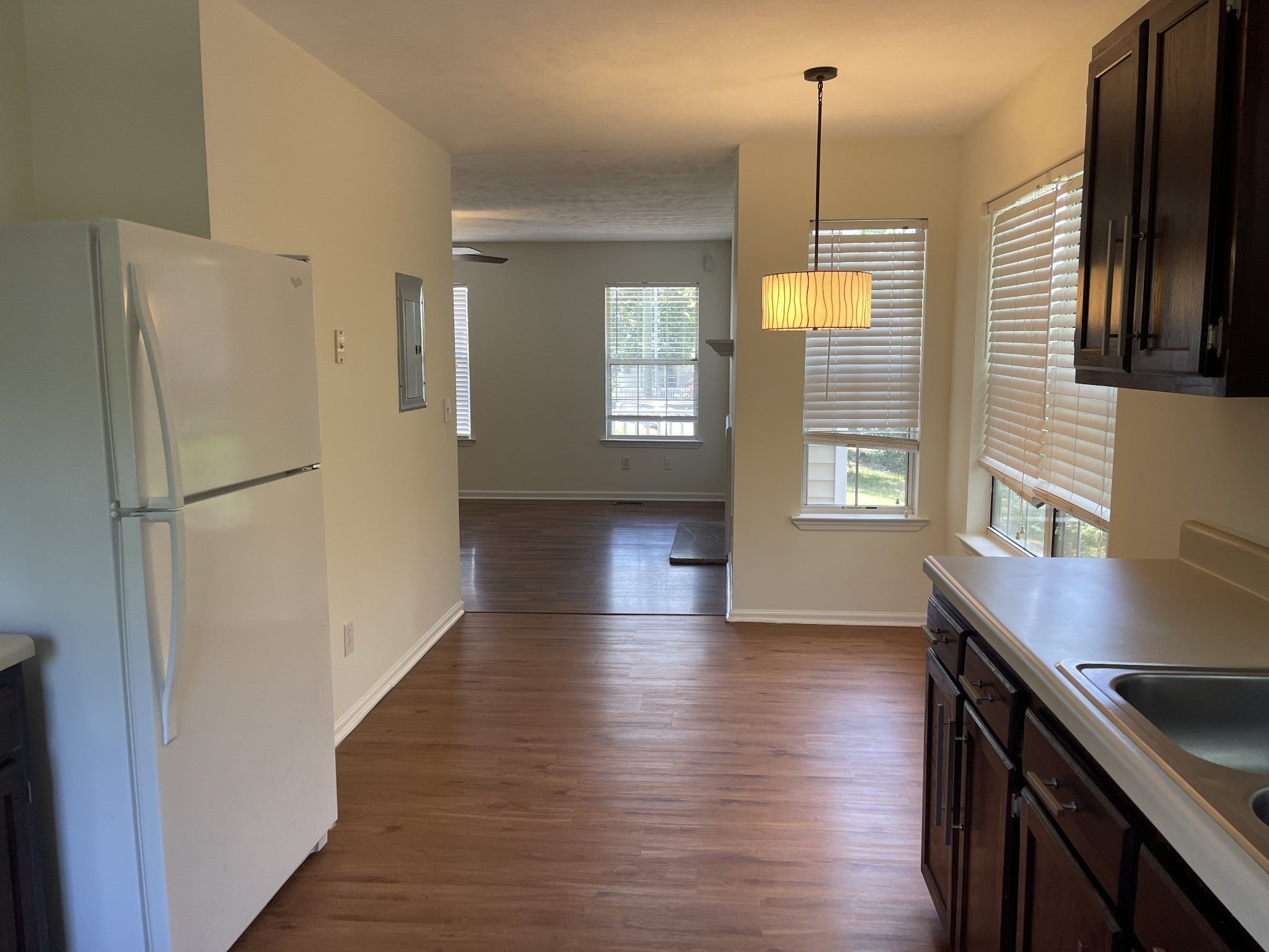 428 Newton Ct