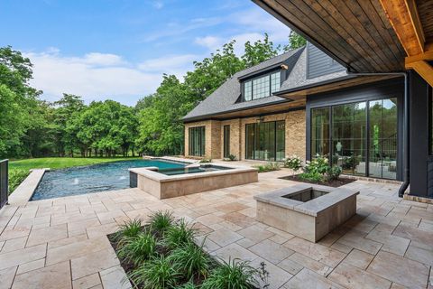 Photo of 2805 Tyne Blvd, Nashville, TN 37215 (MLS # 3145696)