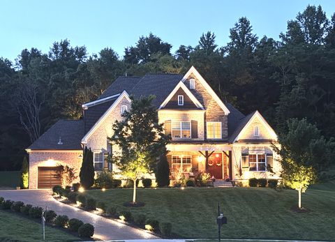 800 Singleton Ln Brentwood TN 37027