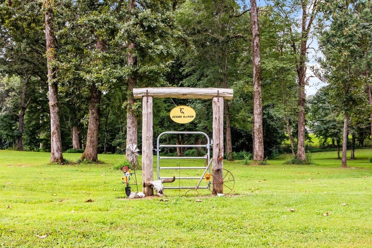 6432 Divider and Natchez Trace Rd