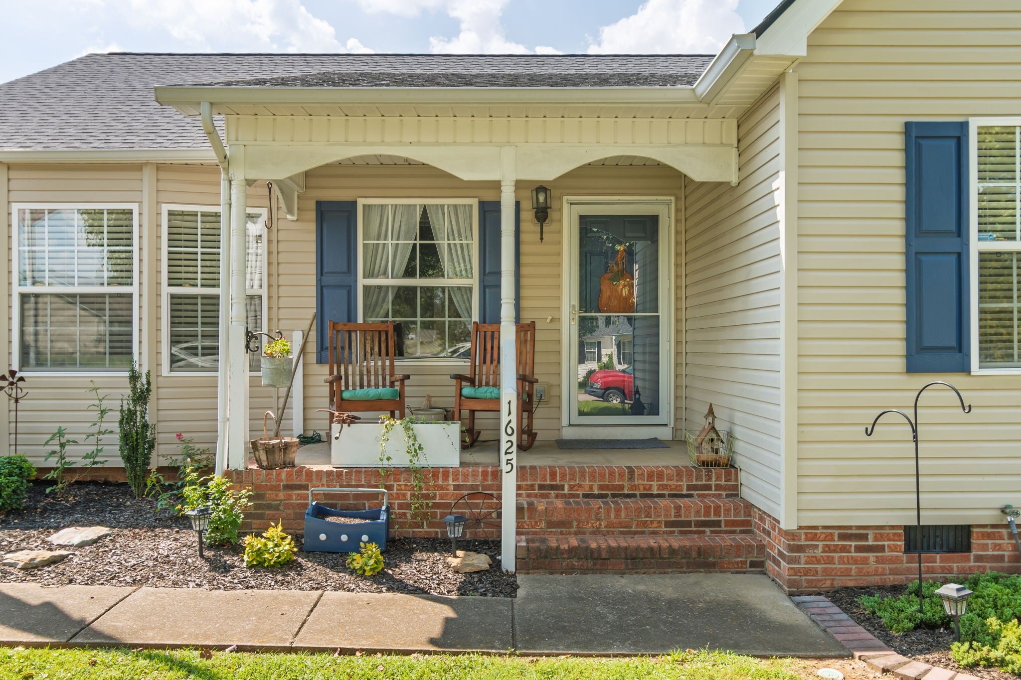 1625 Joel Dr