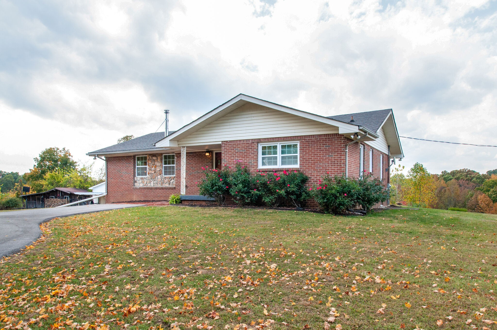 7690 Barnhill Rd