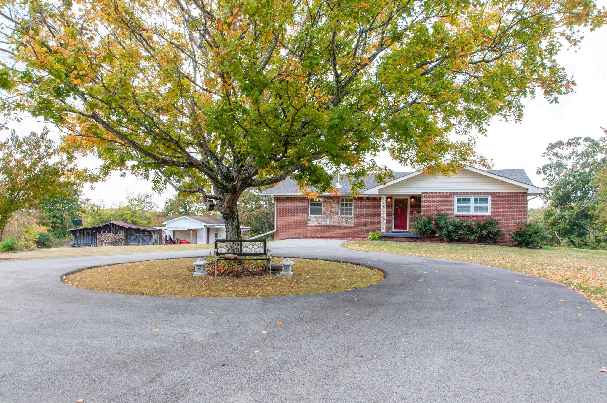 7690 Barnhill Rd