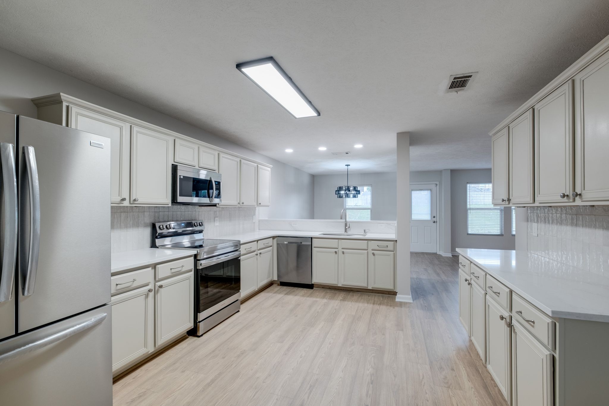 1053 Gannett Rd
