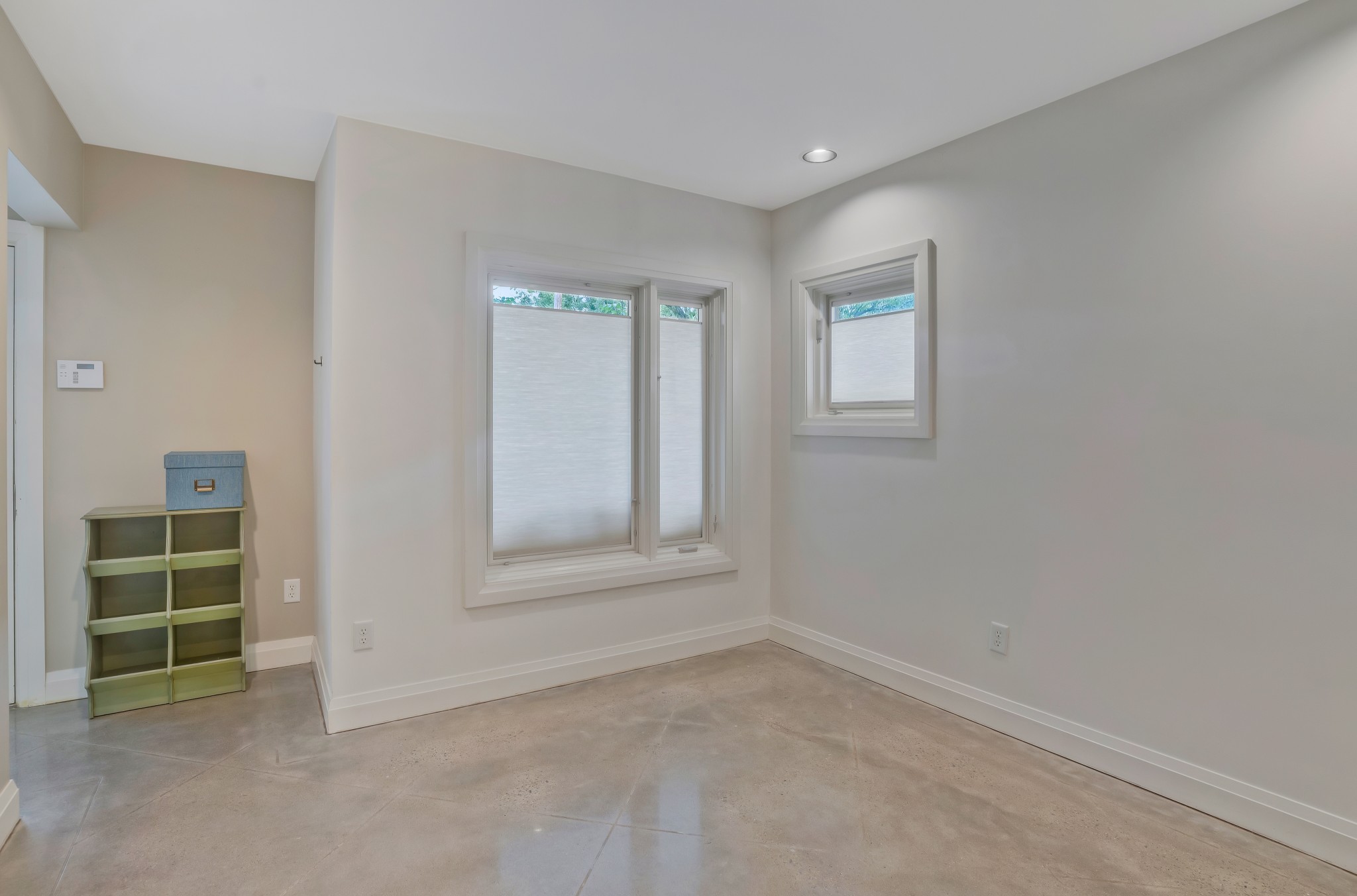 324 Van Buren St