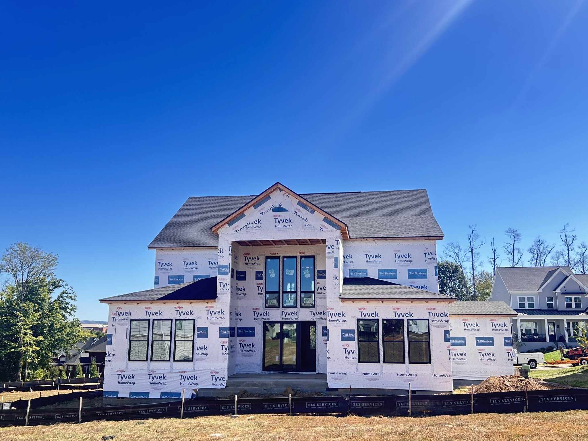 1432 Round Hill Lane