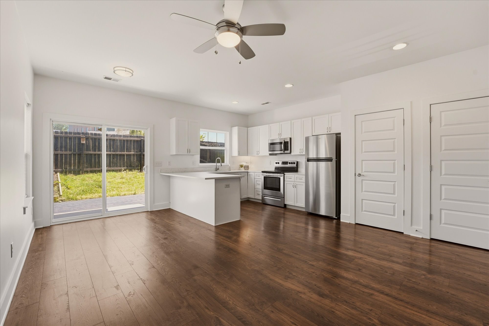 300 Stewarts Ferry Pike 6