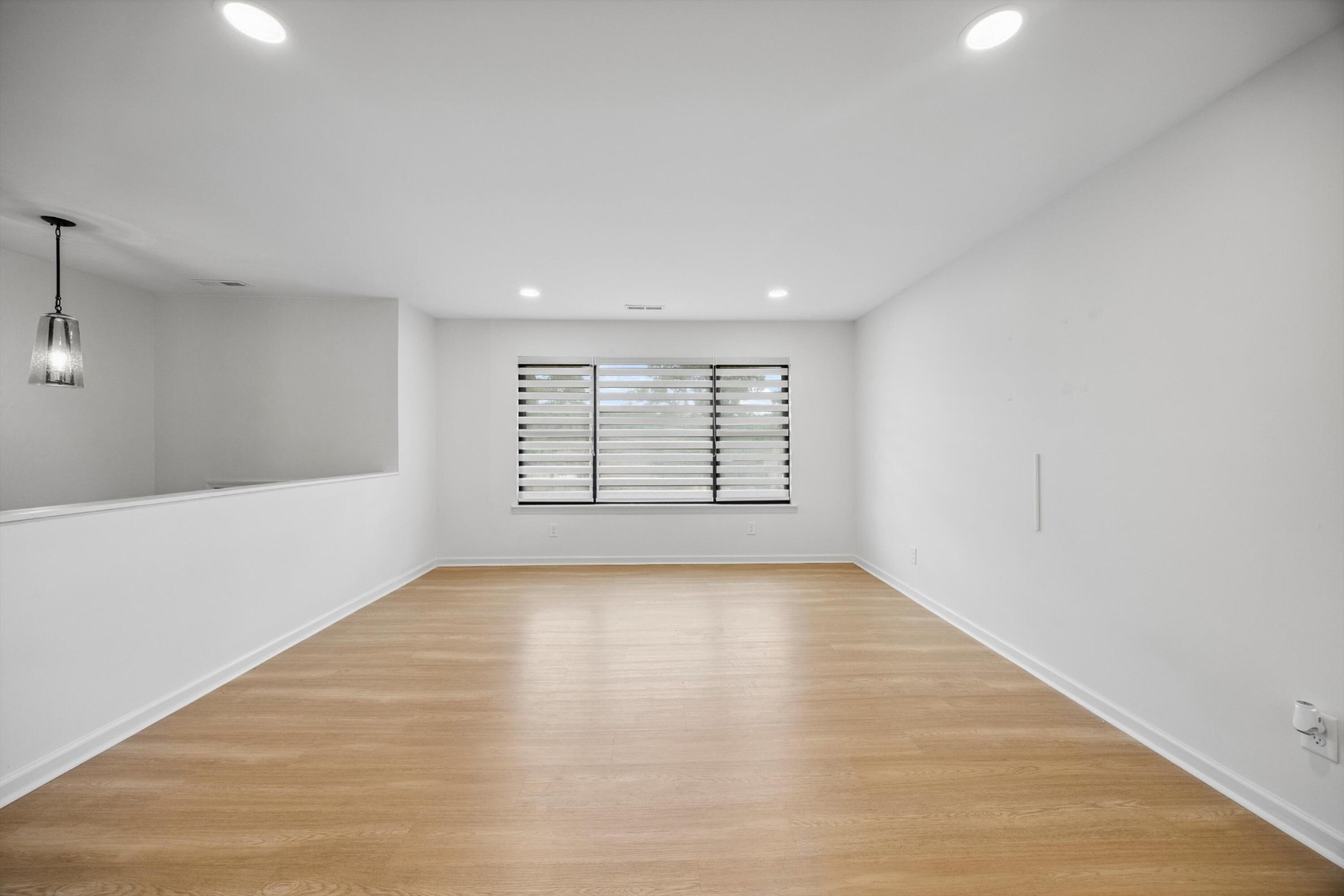2427 Maplewood Drive