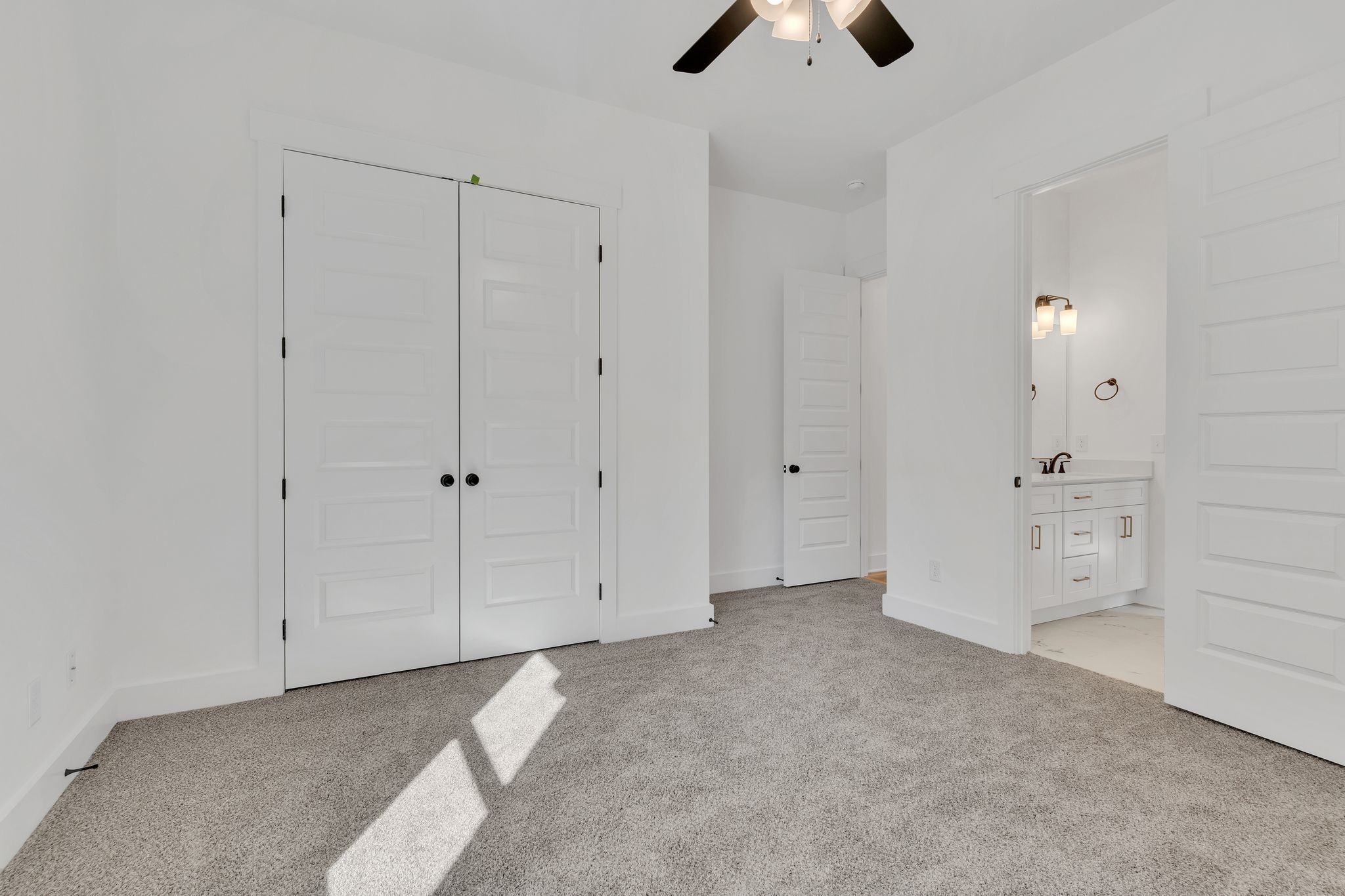 1000 Hogans Branch Rd, Hendersonville, TN, 37075, USA, 4 Bedrooms Bedrooms, ,4 BathroomsBathrooms,Residential,Contingent,1000 Hogans Branch Rd,3226043