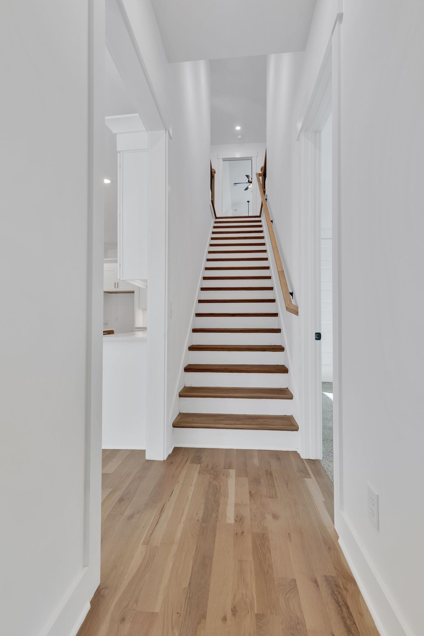 1000 Hogans Branch Rd, Hendersonville, TN, 37075, USA, 4 Bedrooms Bedrooms, ,4 BathroomsBathrooms,Residential,Contingent,1000 Hogans Branch Rd,3226043