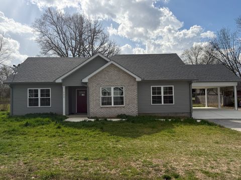 702 Adams Drive Shelbyville TN 37160