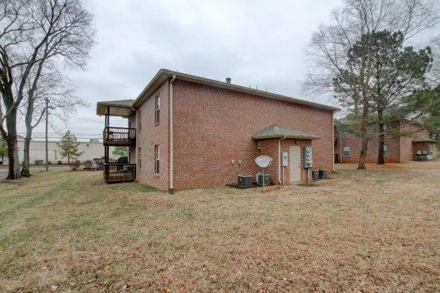 1640 Golf Club Lane C