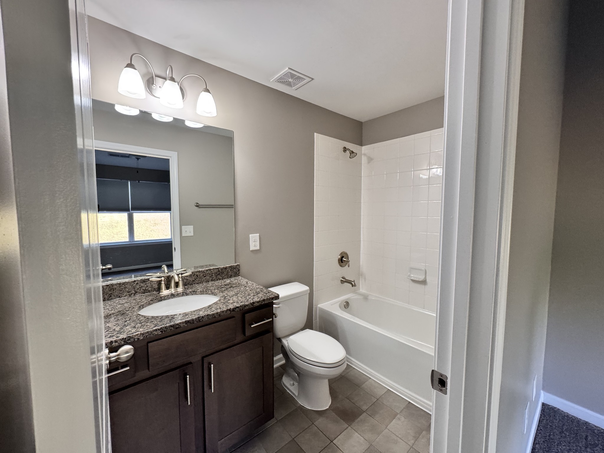 208 Bell Forge Ct