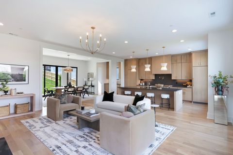 302 33rd Ave N Nashville TN 37209