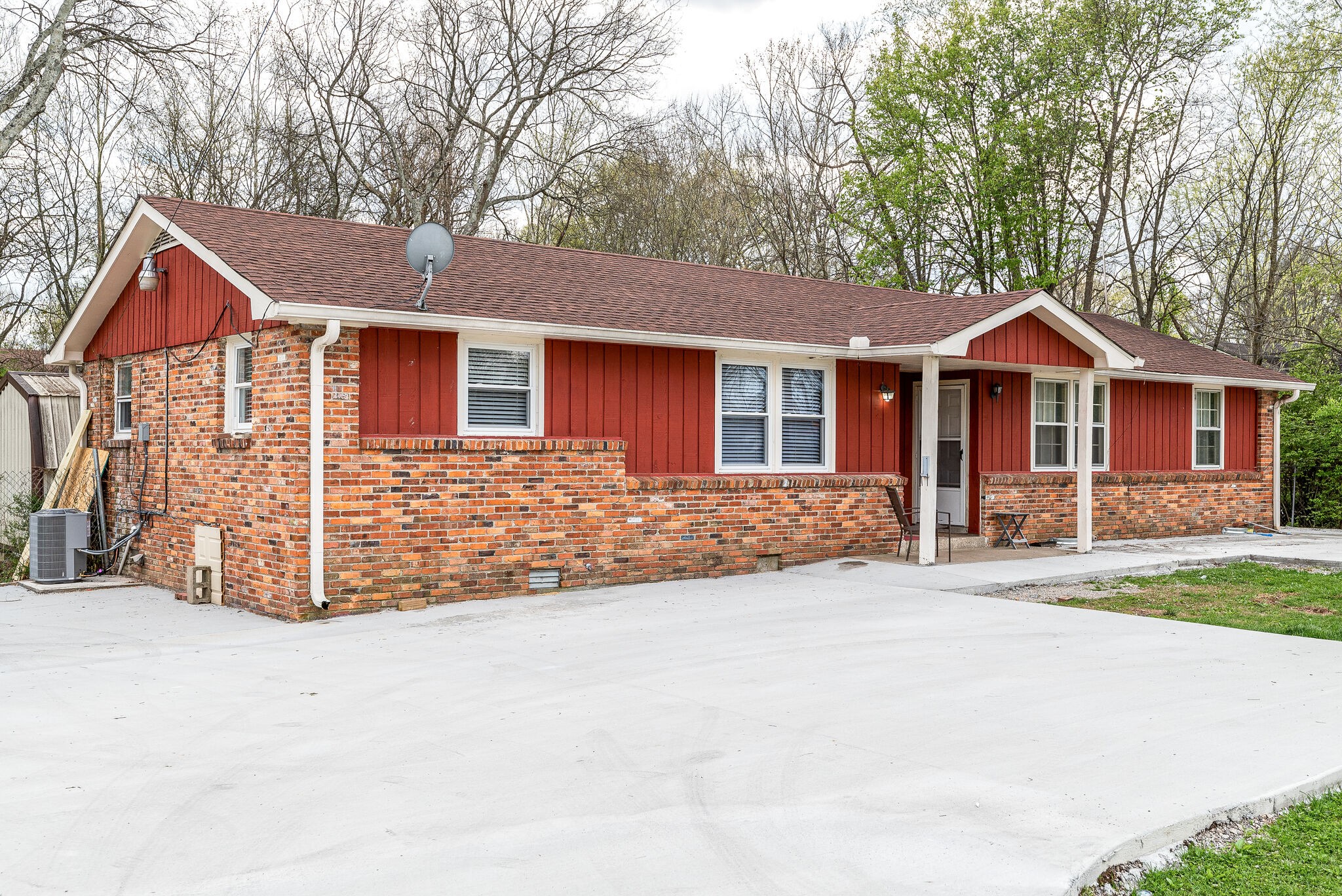 108 Donna Dr